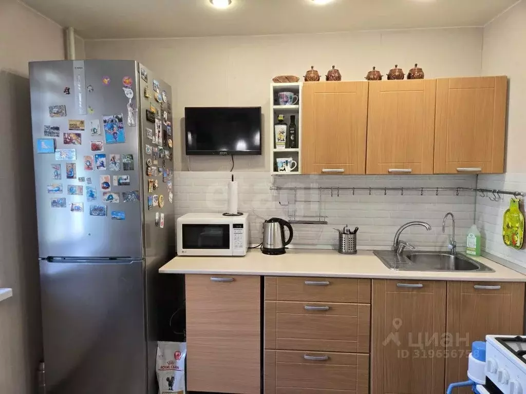 3-к кв. Коми, Сыктывкар просп. Бумажников, 45 (66.6 м) - Фото 0