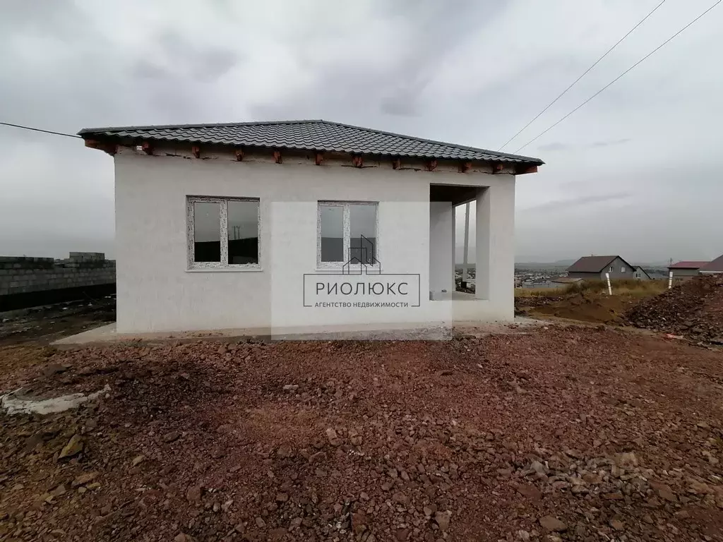 Дом в Челябинская область, с. Агаповка, Казачий мкр 15 (90 м) - Фото 1