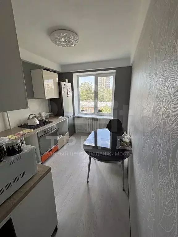 1-к. квартира, 30,6 м, 7/9 эт. - Фото 0