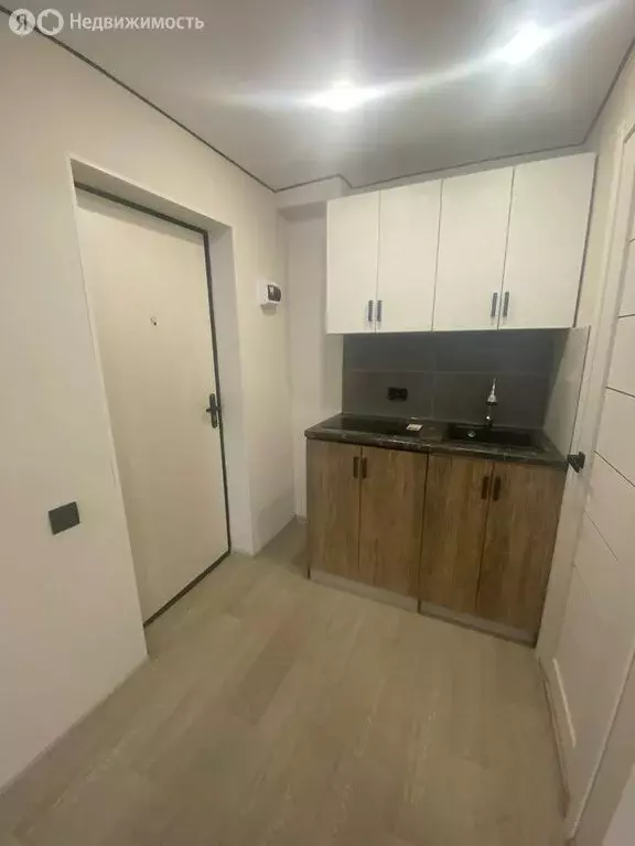 Квартира-студия: Ульяновск, улица Аблукова, 47 (18 м) - Фото 2