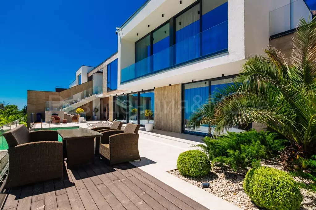 Дом в Краснодарский край, Сочи Целинная ул. (250 м) - Фото 1