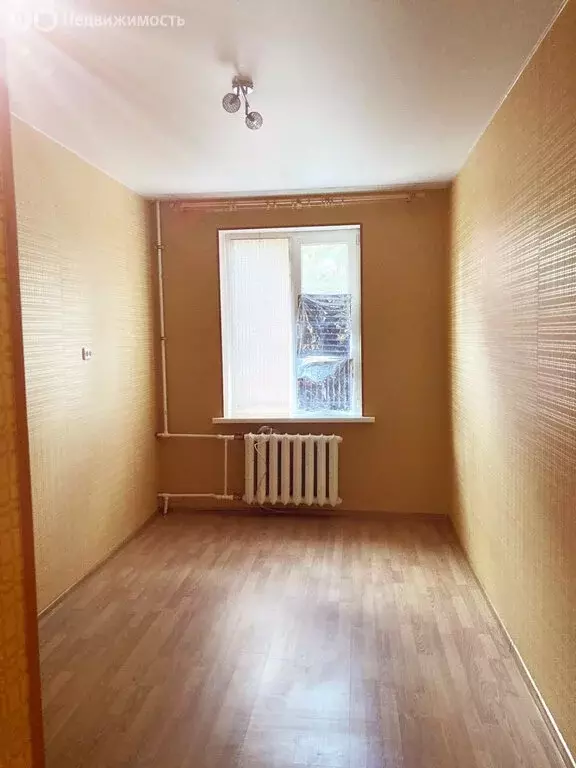 3-комнатная квартира: Азов, улица Кондаурова, 28 (50 м) - Фото 1