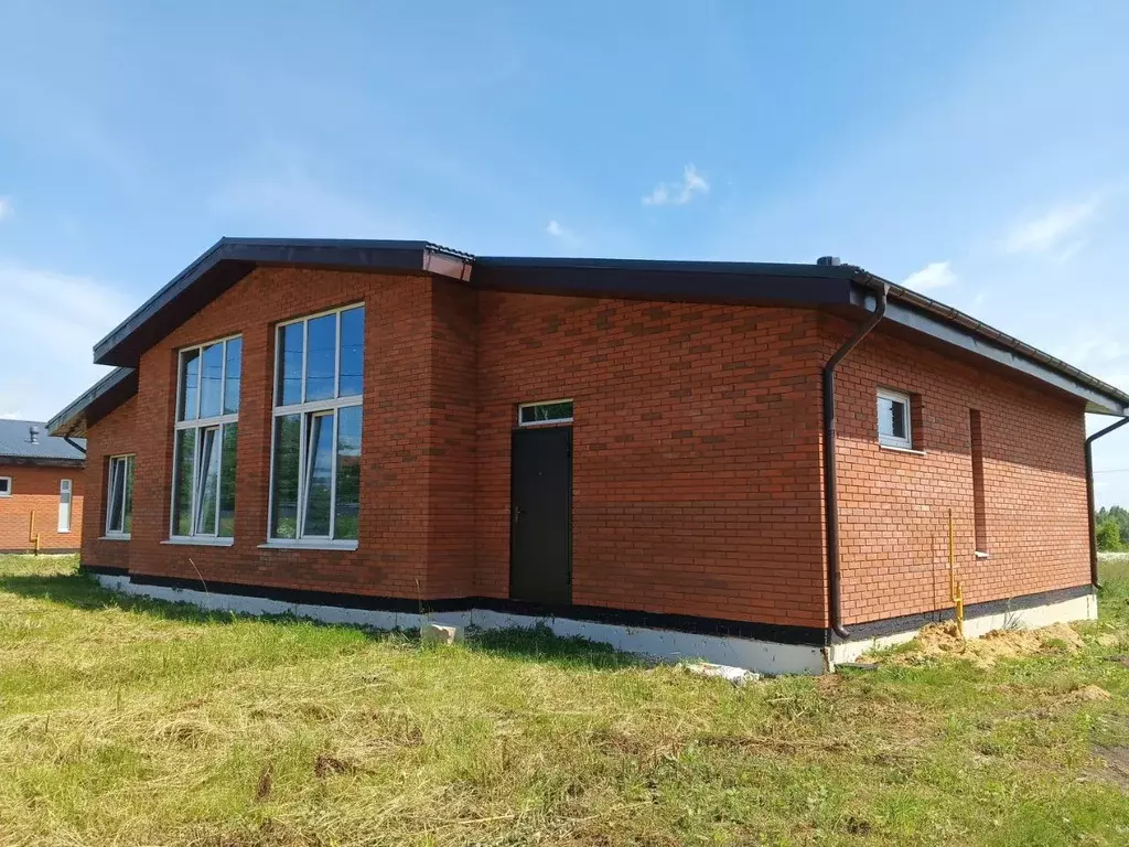 Коттедж в Тульская область, Веневский муниципальный округ, д. Алесово, ... - Фото 1