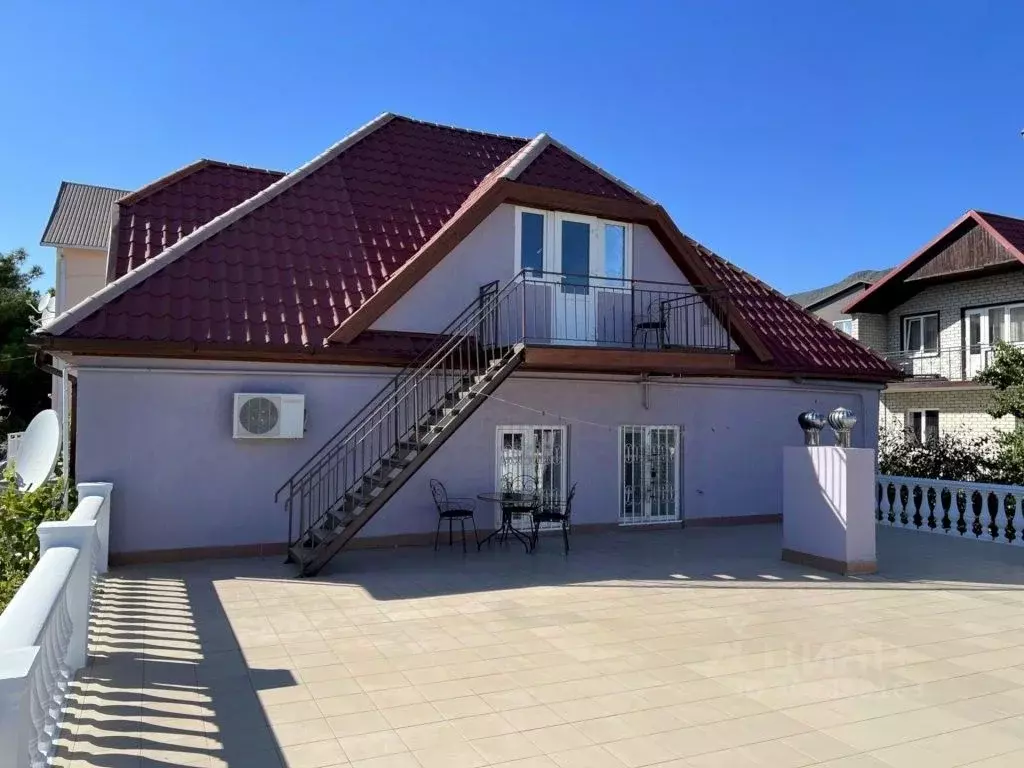 1-к кв. Краснодарский край, Геленджик ул. Горького, 63 (70.0 м) - Фото 0