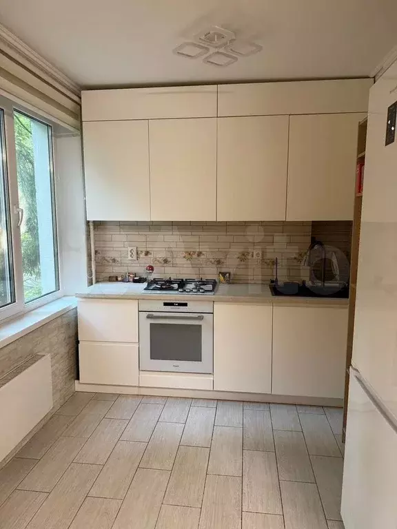 2-к. квартира, 46 м, 2/5 эт. - Фото 0