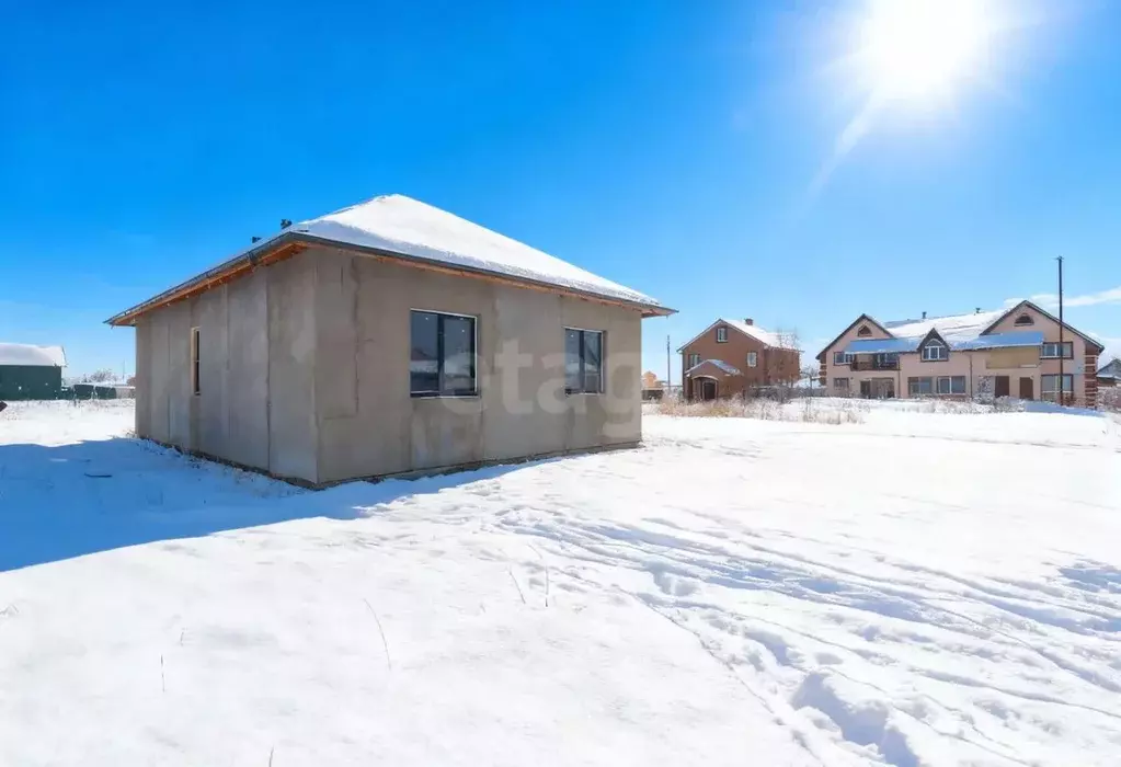 Дом в Калининградская область, Гурьевский муниципальный округ, пос. ... - Фото 1