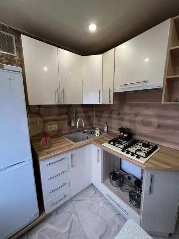 3-к. квартира, 60 м, 3/5 эт. - Фото 0