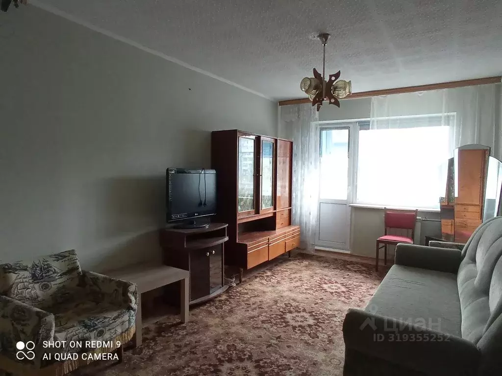 1-к кв. Омская область, Омск Заозерный мкр, ул. Светлая, 4/1 (31.0 м) - Фото 0