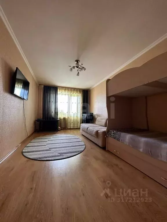 2-к кв. Коми, Усинск Комсомольская ул., 3 (49.9 м) - Фото 0
