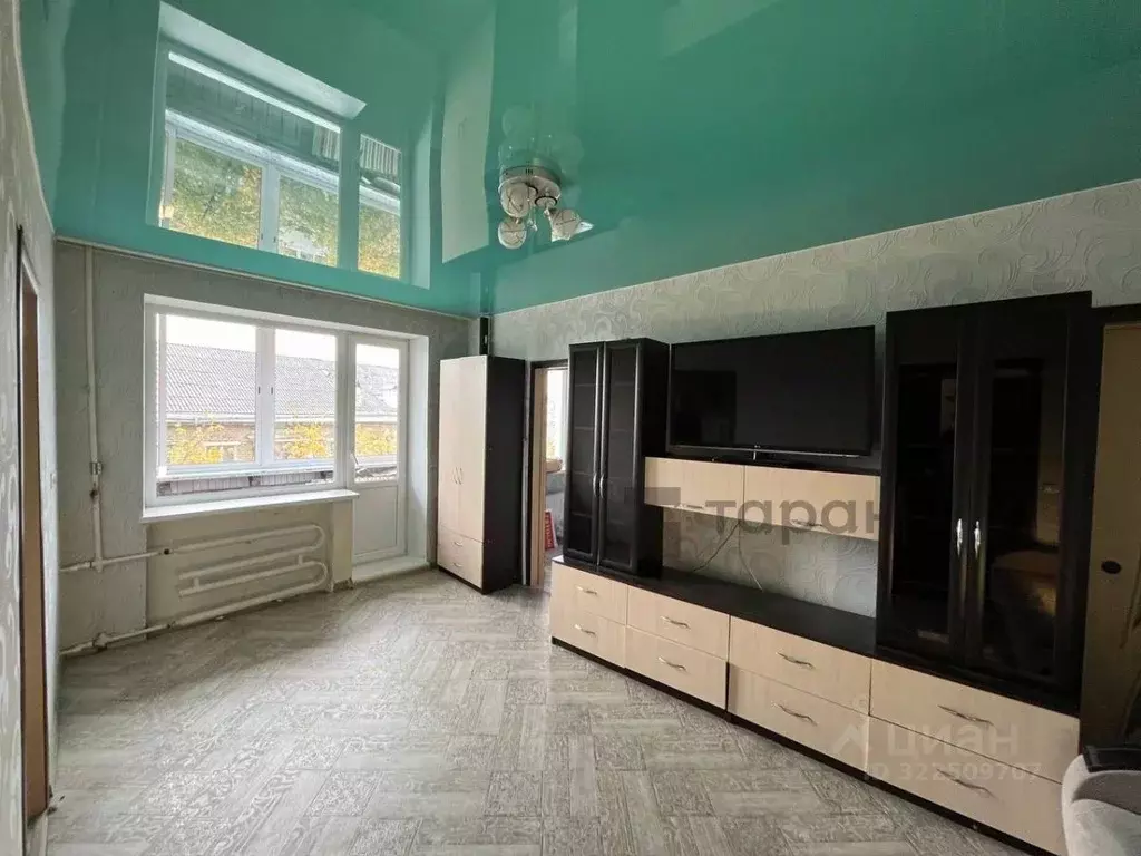 2-к кв. Челябинская область, Златоуст ул. 2-я Тесьминская, 76 (42.8 м) - Фото 1