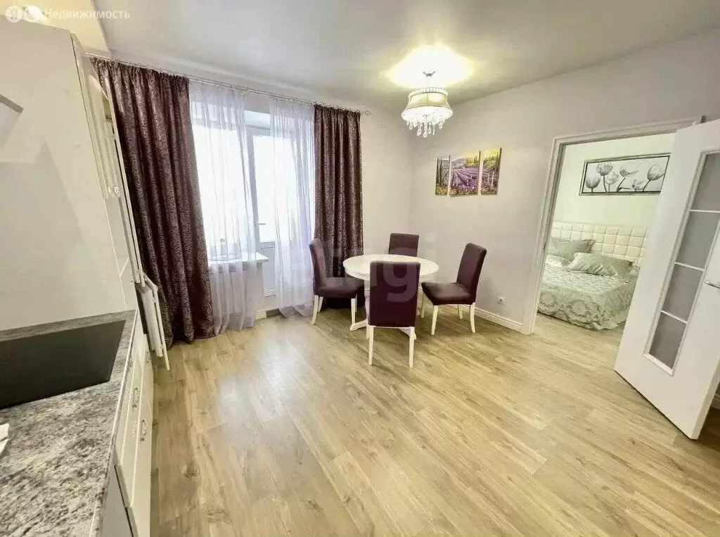 1-комнатная квартира: Тюмень, Амурская улица, 4 (41.3 м) - Фото 1