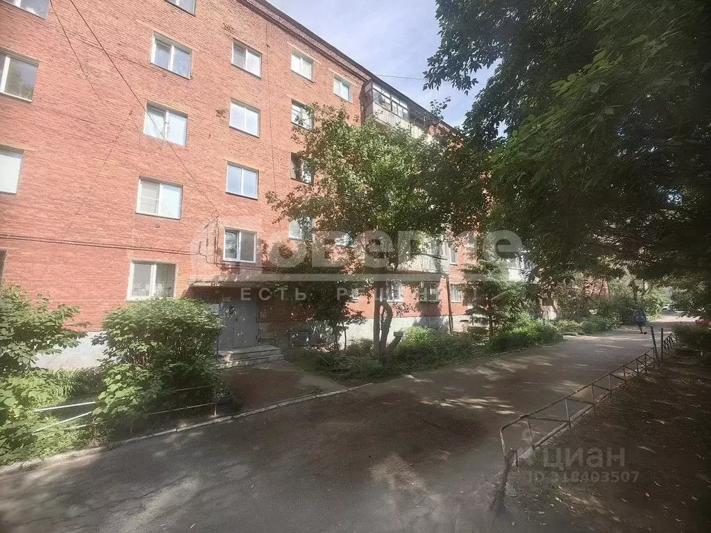 3-к кв. Омская область, Омск Чередовый мкр, ул. Радищева, 88 (62.9 м) - Фото 0