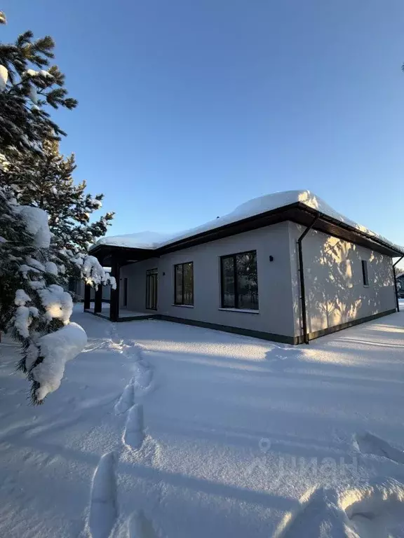 Дом в Свердловская область, Белоярский муниципальный округ, пос. ... - Фото 1