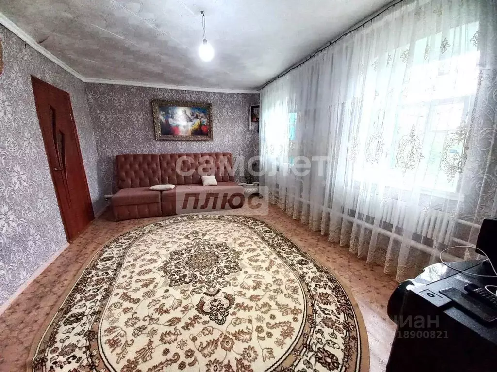 Дом в Челябинская область, Еманжелинск Первомайский пер., 4 (104 м) - Фото 0