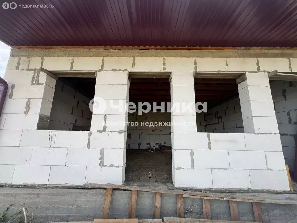 Дом в Усть-Донецкий район, станица Мелиховская (100 м) - Фото 1