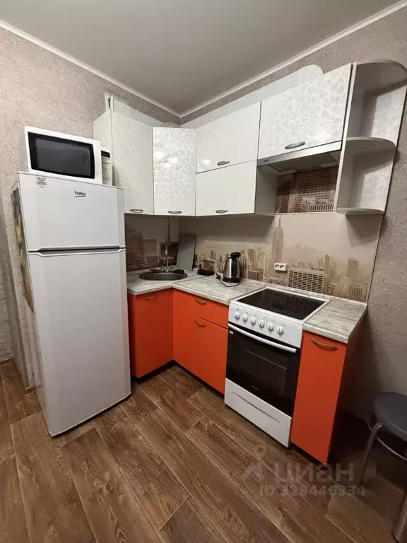 Студия Тюменская область, Тобольск 15-й мкр, 22 (35.0 м) - Фото 1