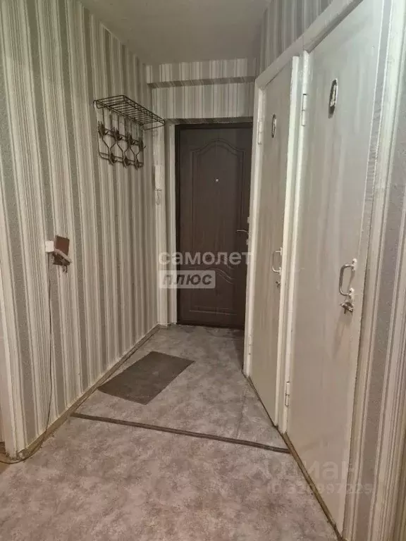 3-к кв. Свердловская область, Артемовский ул. Терешковой, 22 (58.3 м) - Фото 0