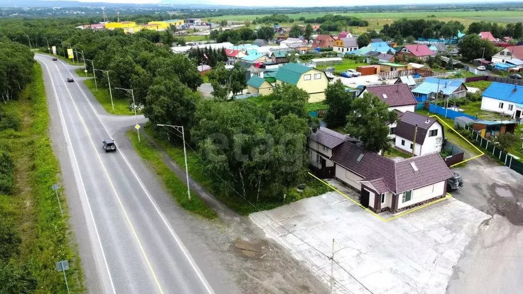 Дом в Камчатский край, Елизово Запорожная ул., 3А (320 м) - Фото 1