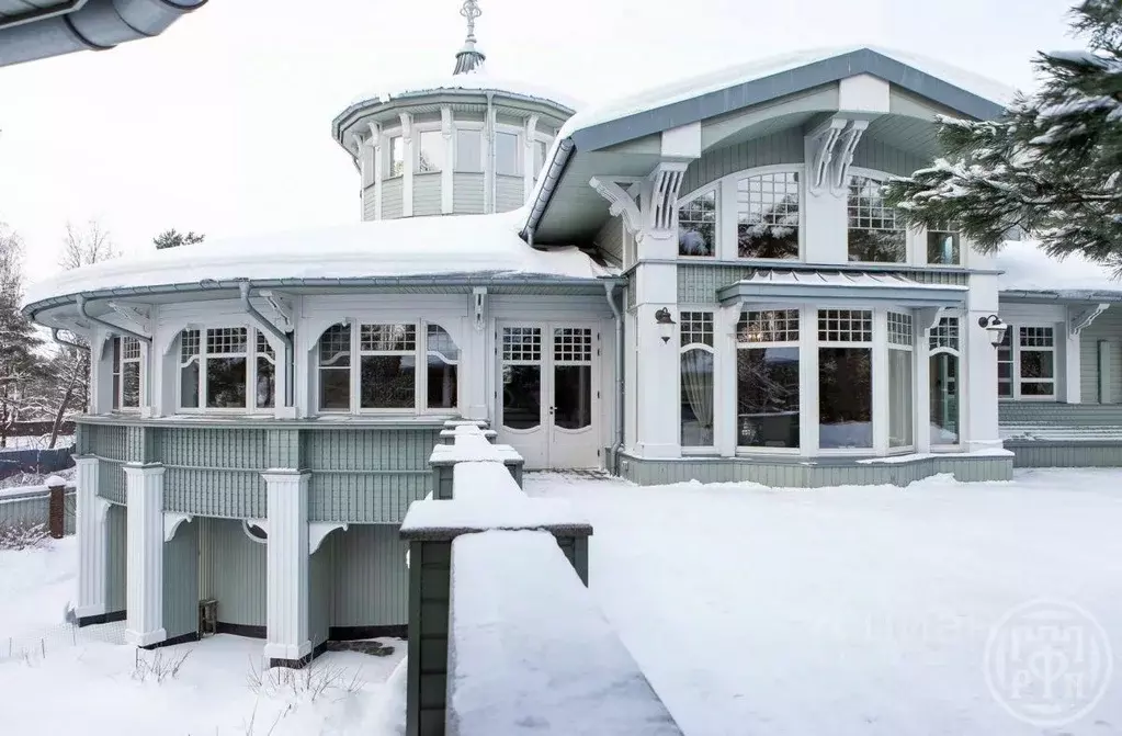 Коттедж в Санкт-Петербург, Санкт-Петербург, Сестрорецк наб. Реки ... - Фото 0