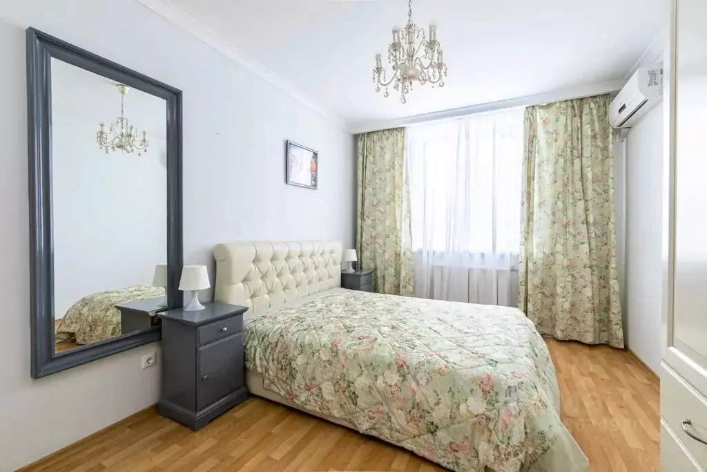 3-к кв. Татарстан, Казань ул. Достоевского, 52 (110.0 м) - Фото 0
