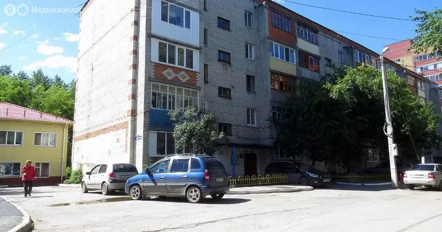 1-комнатная квартира: микрорайон Мелиораторов, улица Мелиораторов, 3А ... - Фото 0