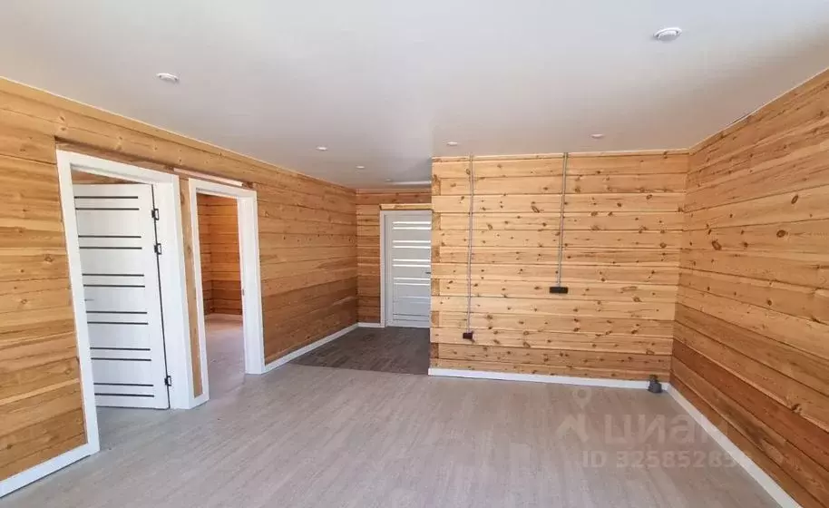 Дом в Хакасия, Черногорск ул. Локомотивная (90 м) - Фото 1