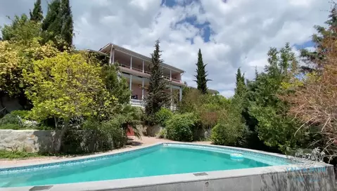 Дом в Крым, Алушта муниципальный округ, с. Кипарисное ул. Пролетарская ...