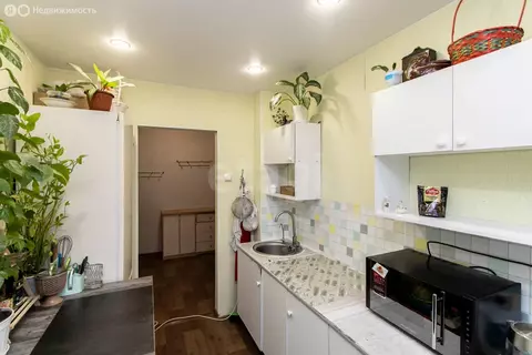 2-комнатная квартира: Тюмень, улица Кузнецова, 16 (51.6 м)