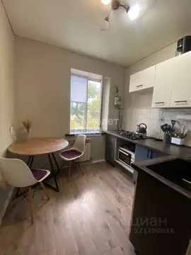 3-к кв. Крым, Керчь пл. Привокзальная, 8 (54.3 м)