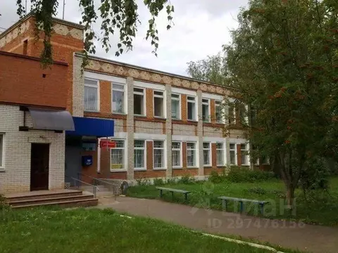 Офис в Удмуртия, Алнашский район, с. Алнаши Комсомольская ул., 10 (20 ...