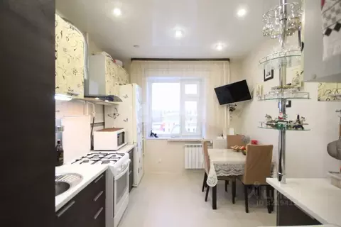 2-к кв. Ямало-Ненецкий АО, Новый Уренгой ул. 26-го съезда КПСС, 4А ...