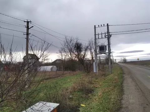 Участок в Крым, Симферопольский район, Перовское с/пос, с. Ключи ул. ...