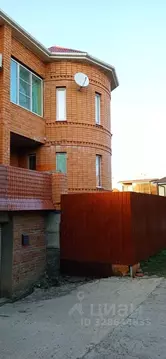 Дом в Краснодарский край, Краснодар ул. Рощинская, 13 (575 м)