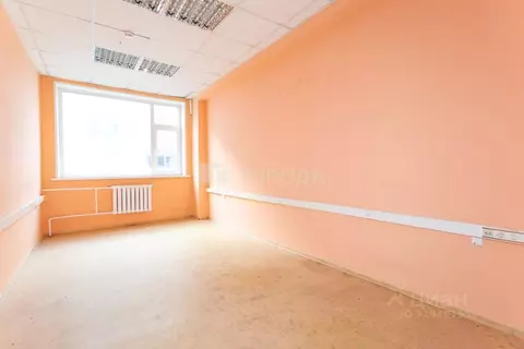 Офис в Новосибирская область, Новосибирск ул. Петухова, 35/2 (18 м)