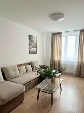 2-к кв. Свердловская область, Екатеринбург ул. Шаумяна, 87 (80.0 м)