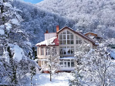 Дом в Краснодарский край, Сочи Красная Поляна пгт, ул. Дальняя, 6А ...