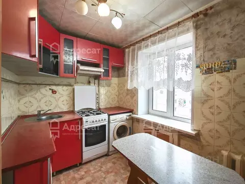 3-к кв. Волгоградская область, Волгоград ул. Академика Богомольца, 19 ...