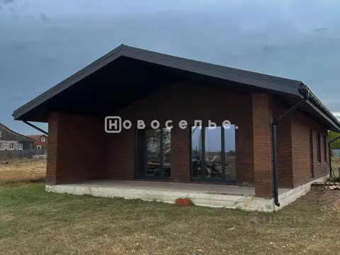 Дом в Рязанская область, Рязанский район, Заборьевское с/пос, с. ...