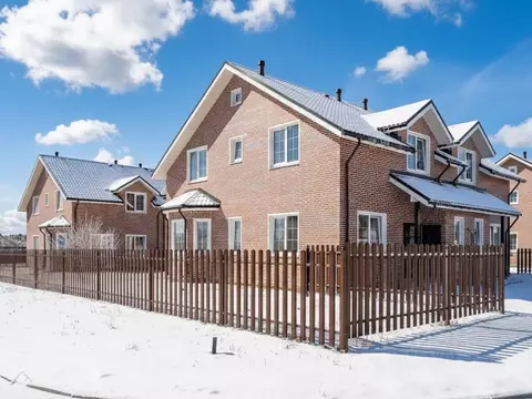 Таунхаус в Ленинградская область, Всеволожский район, Юкковское с/пос, ...