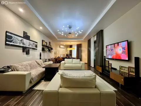 3-комнатная квартира: Евпатория, проспект Ленина, 49 (127.5 м)