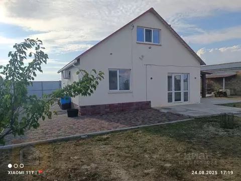 Дом в Крым, Сакский район, с. Молочное ул. Западная, 15 (67 м)