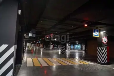 Гараж в Краснодарский край, Краснодар Обрывная ул., 132/1к4 (15 м)