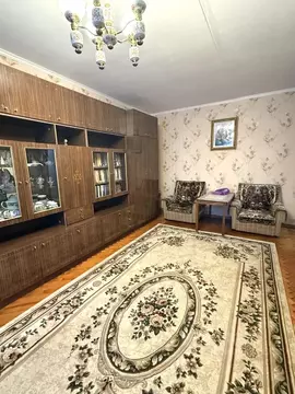 2-к кв. Москва, Москва, Московский г. 1-й мкр, 13 (43.0 м)