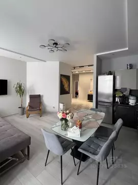 3-к кв. Омская область, Омск Старгород мкр, ул. Шукшина, 2 (92.5 м)