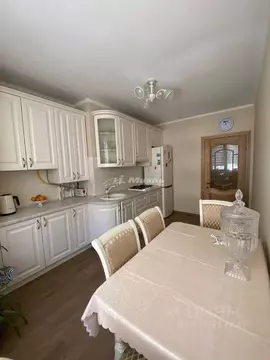 2-к кв. Крым, Симферополь ул. Севастопольская, 41Е (62.0 м)