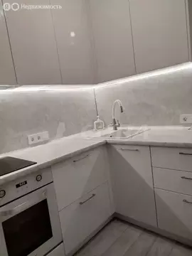 1-комнатная квартира: Тюмень, улица Мельникайте, 100А (33 м)