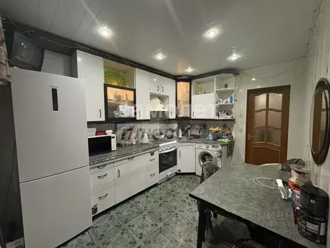 4-к кв. Курская область, Курск просп. Хрущева, 1 (86.3 м)