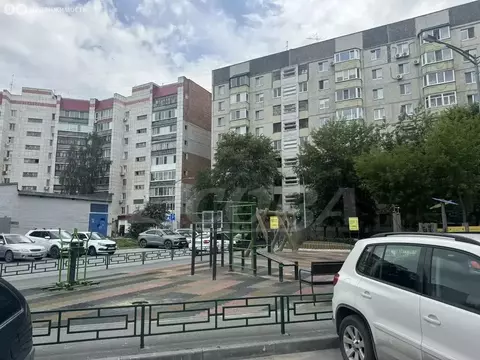 2-комнатная квартира: Тюмень, улица Мельникайте, 122 (60 м)