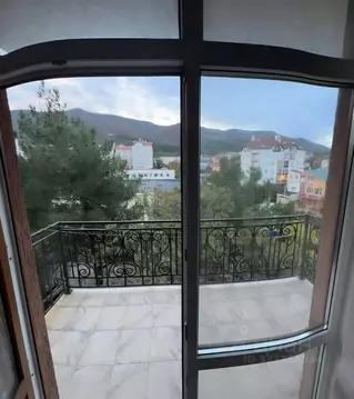 1-к кв. Краснодарский край, Геленджик ул. Гоголя, 7к1 (49.0 м)