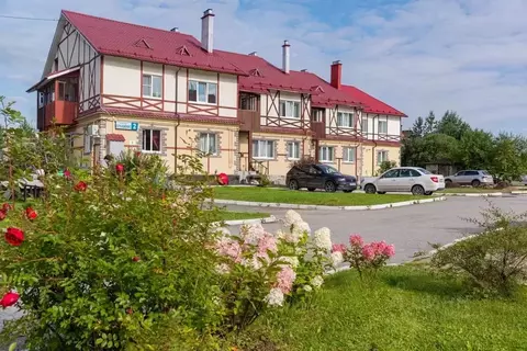 Таунхаус в Свердловская область, Екатеринбург бул. Петра Кожемяко, 2 ...